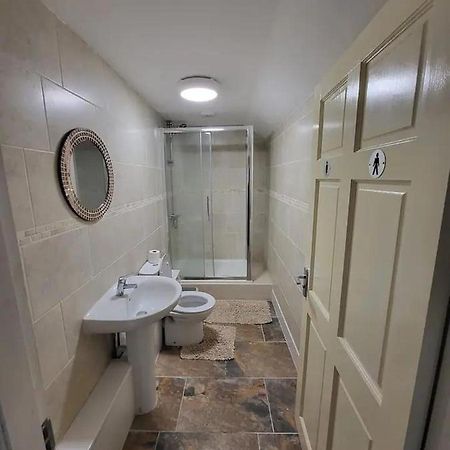 The Dublin Packet - Single Room 2 Holyhead Eksteriør billede