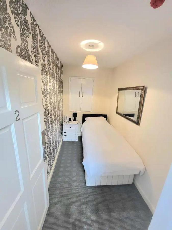The Dublin Packet - Single Room 2 Holyhead Eksteriør billede